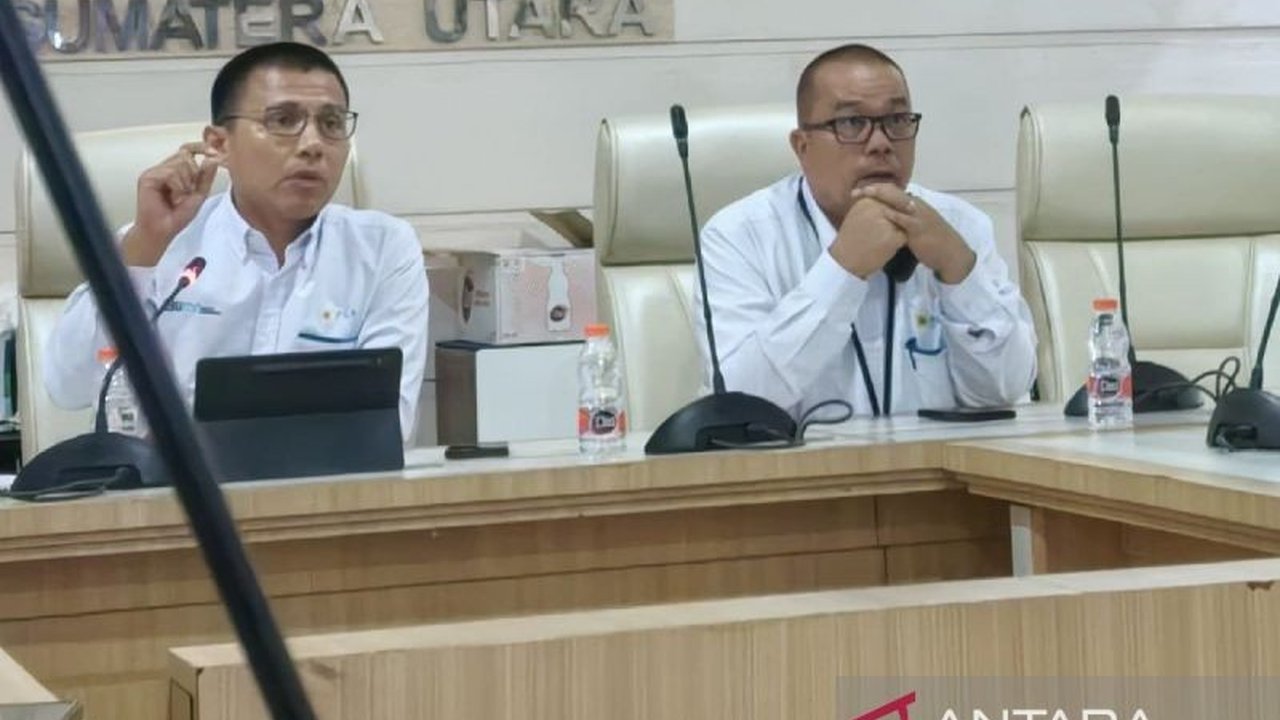 PLN UID Sumatera Utara sukses memasang 52 titik Listrik SuperSUN di sekolah terpencil selama Oktober ini, membawa harapan baru untuk pendidikan dan pemerataan akses energi di Sumut.