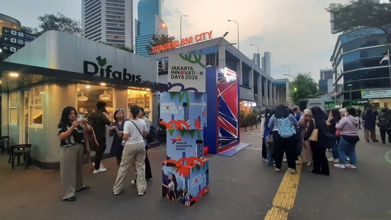 Pemerintah Provinsi Jakarta mengajak masyarakat menjelajahi ruang kota dan inovasi di Jakarta Innovation Days 2025 (JID 2025) yang mengubah Dukuh Atas jadi 'Playground of Innovation' pada 21-25 Oktober.