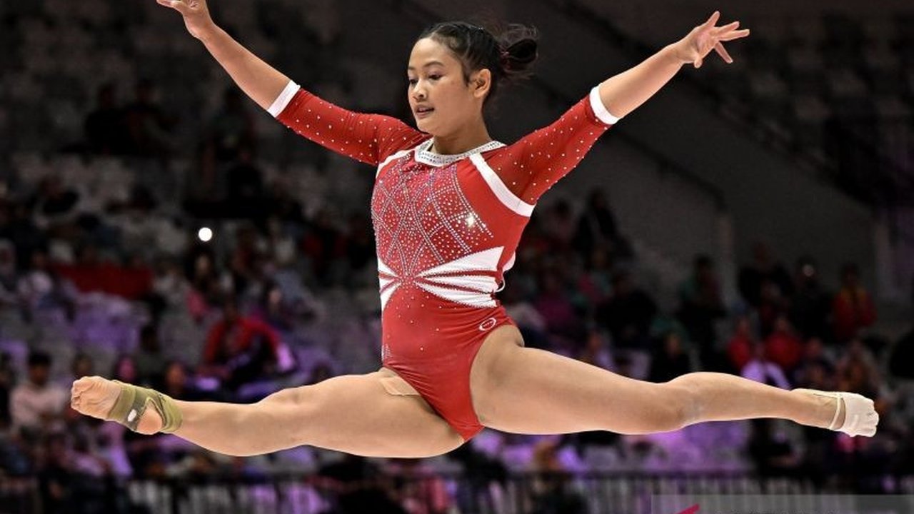 Tim Senam Putri Indonesia harus menunda impian melaju ke final semua alat Kejuaraan Dunia Senam Artistik 2025 meski dua atlet muda tampil perdana. Apa penyebabnya?