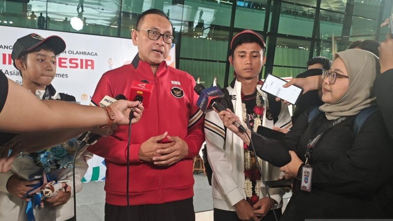 Pencak Silat Indonesia meraih emas dan perak di Asian Youth Games Bahrain 2025, menandai sejarah baru dan diakui sebagai identitas bangsa oleh KOI. Bagaimana diplomasi ini berhasil?