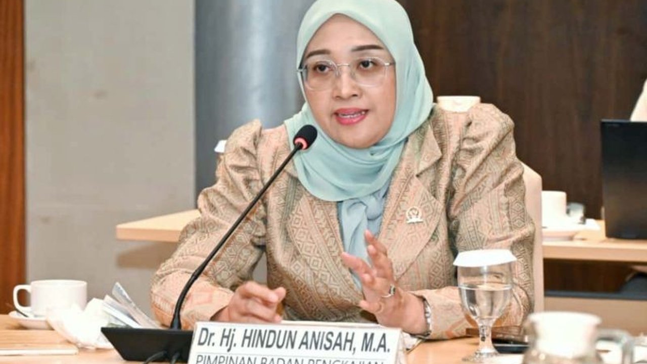 Badan Pengkajian MPR RI menilai pelaksanaan Otonomi Daerah belum optimal karena menghadapi tantangan serius, mulai dari tarik-menarik kewenangan hingga biaya politik pilkada yang tinggi. Apa saja persoalannya?