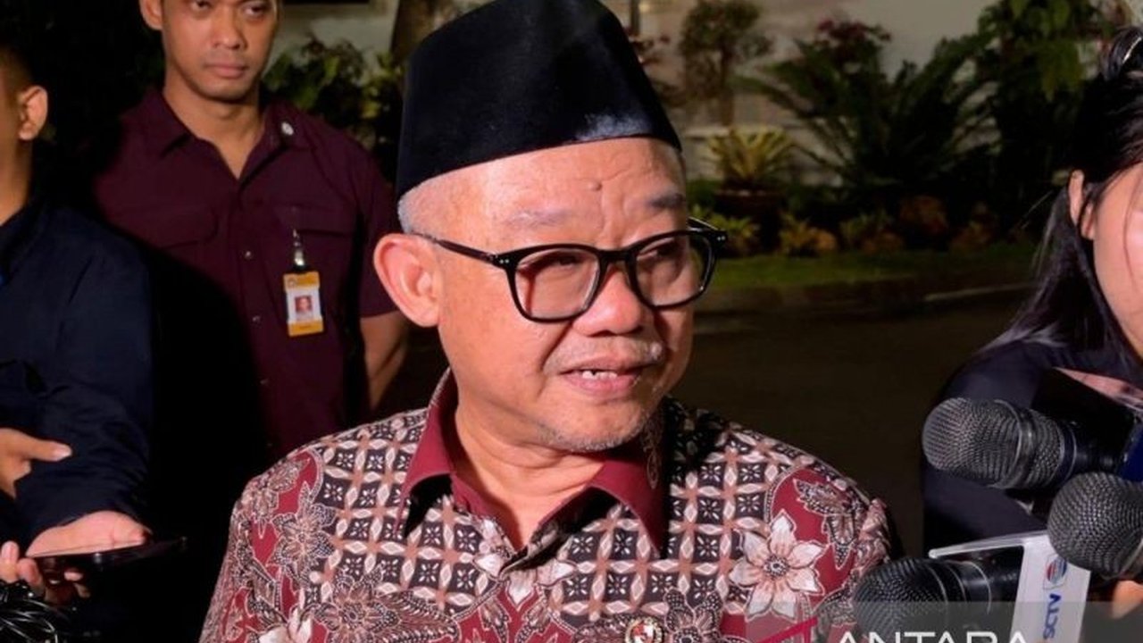 Menteri Pendidikan Dasar dan Menengah mengusulkan kenaikan tunjangan guru honorer menjadi Rp500 ribu per bulan. Simak kapan usulan ini akan berlaku!