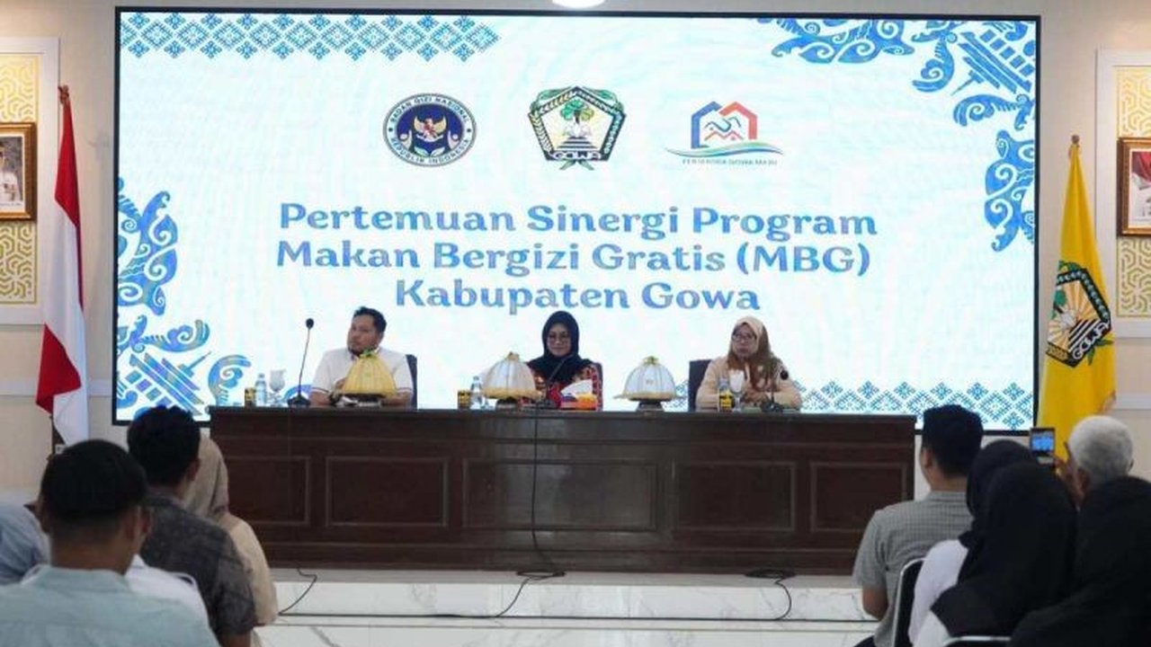 Bupati Gowa Sitti Husniah Talenrang menawarkan pasokan bahan pokok dari Perseroda Gowa Maju ke SPPG untuk Program MBG Gowa. Bagaimana upaya ini menekan stunting dan meningkatkan ekonomi lokal?