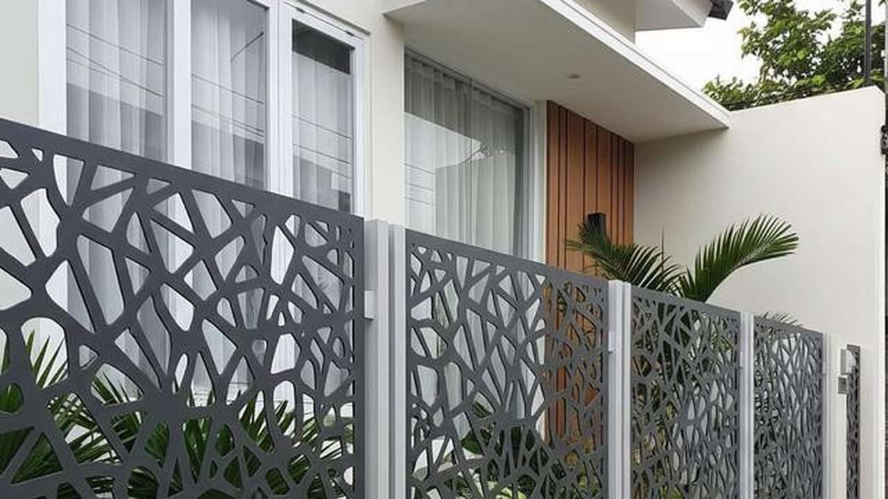 Model Pagar Rumah untuk Area Sempit. Foto: Gemini