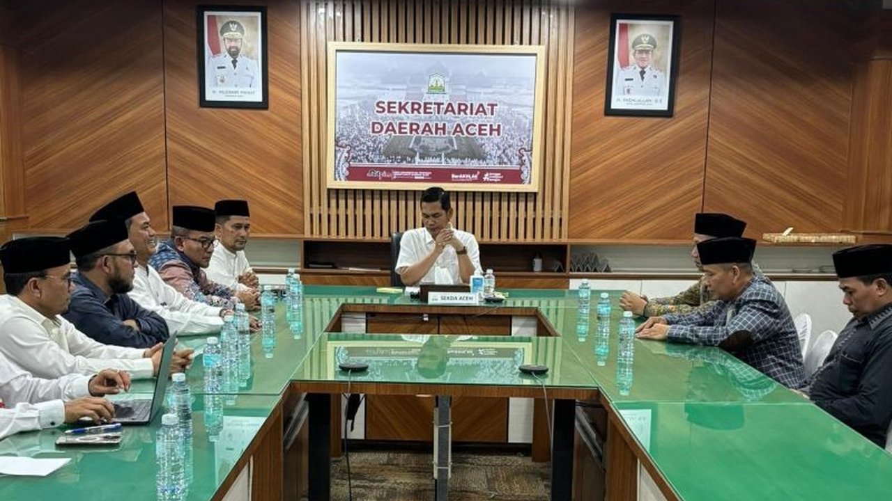 Tim Kemenag RI mulai meninjau kesiapan Aceh sebagai calon tuan rumah MTQ Nasional 2028. Setelah 47 tahun, mampukah Aceh kembali menjadi tuan rumah ajang religius ini?