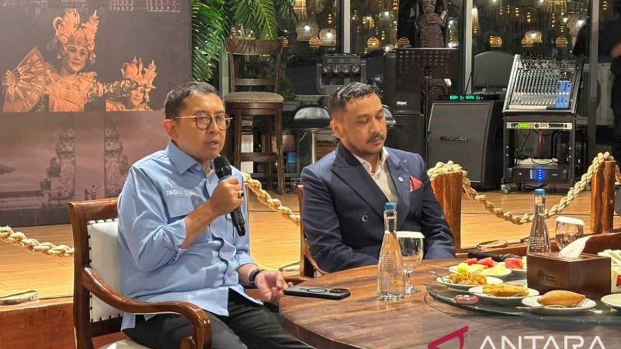 Menteri Kebudayaan Fadli Zon menegaskan **keamanan museum** menjadi fokus utama, menyusul insiden Louvre. Reinventarisasi aset 194 ribu koleksi dan digitalisasi segera dilakukan untuk menjaga warisan sejarah.