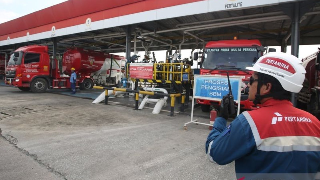 Komisi Pemberantasan Korupsi (KPK) akan melakukan sampling terhadap ribuan SPBU di Indonesia untuk mendalami kasus dugaan korupsi digitalisasi SPBU Pertamina, yang melibatkan pengadaan mesin EDC dan ATG.