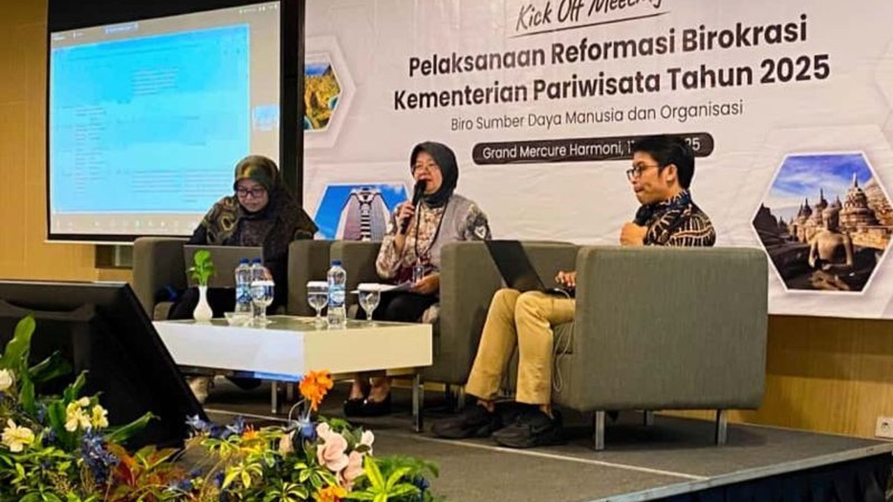 Kemenpar serius perkuat Reformasi Birokrasi Kemenpar dengan target nilai 90 dan 30% unit kerja meraih WBK/WBBM, bukan hanya administratif tapi komitmen moral. Apa dampaknya bagi pariwisata nasional?