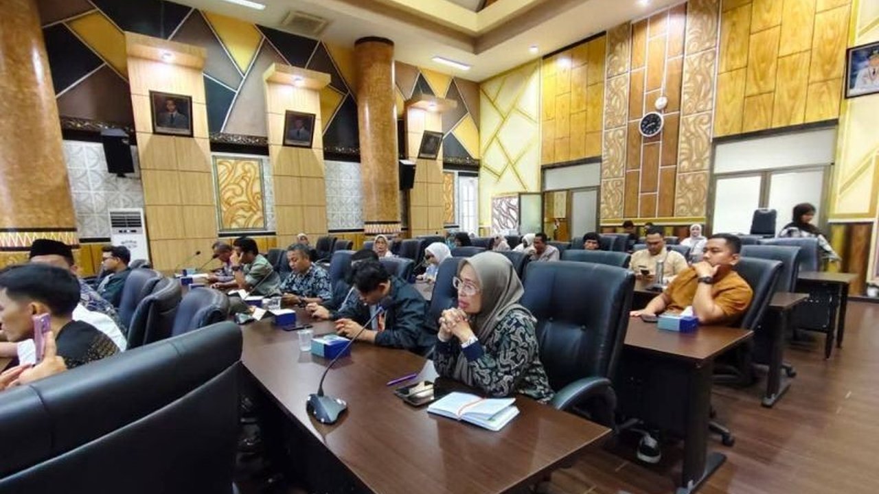 Pemerintah Kota Padang gelar Job Fair Padang hybrid 2025 dengan 1.141 lowongan dari 44 perusahaan dan lembaga pelatihan, bantu tekan angka pengangguran.
