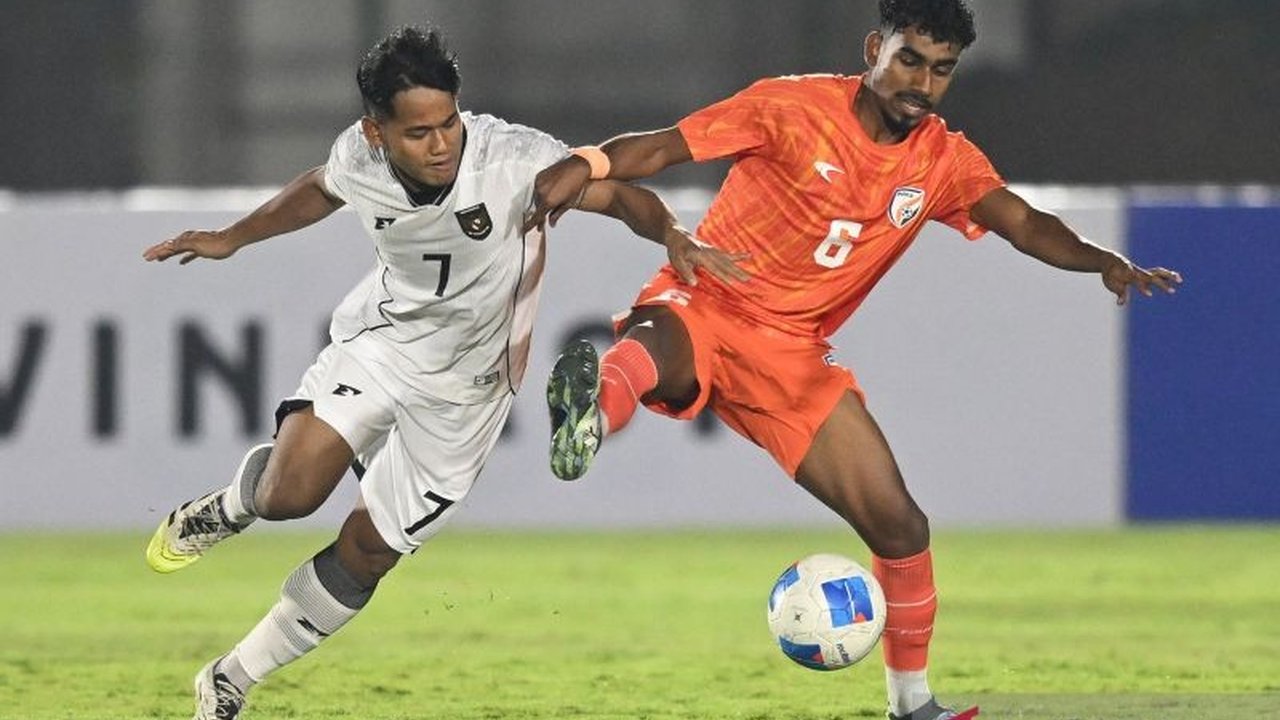 Timnas Indonesia U23 bermain imbang 1-1 melawan India U23 dalam uji coba kedua. Hasil ini jadi evaluasi penting jelang SEA Games 2025. Bagaimana performa Garuda Muda?