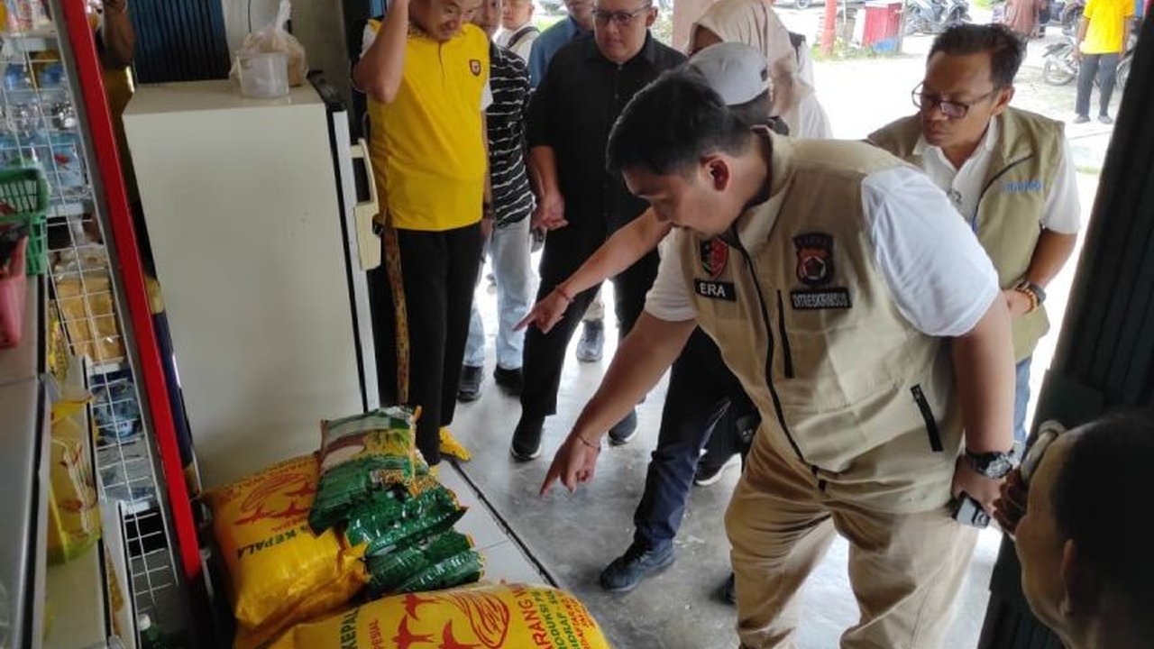 Satgas Pangan Papua menemukan fakta mengejutkan: harga beras di Kabupaten Keerom dijual jauh di atas HET. Apa penyebab kenaikan harga beras Papua ini dan langkah selanjutnya?