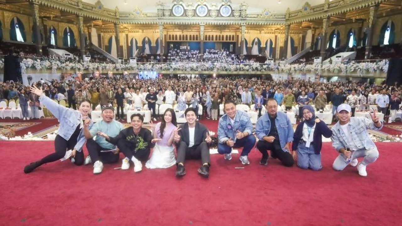 Generasi Z, 'anak kandung digital', memiliki cara unik bertahan dan menikmati posisinya di dunia kerja. Apa saja faktor yang membuat mereka betah dan gelisah?