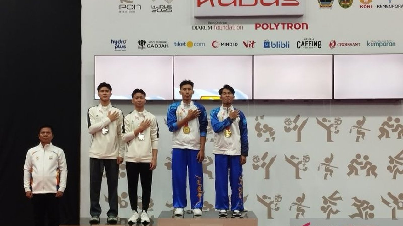 Kontingen Jambi akhirnya meraih emas perdana di PON Bela Diri Kudus 2025 melalui cabang Wushu Jambi nomor duilian putra, mendongkrak posisi di klasemen dan menjadi kebanggaan.
