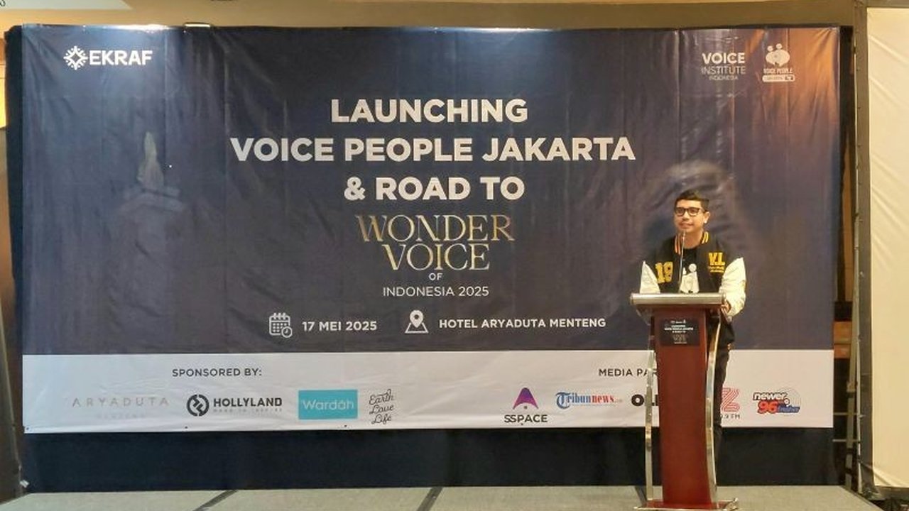 Bimo Kusumo, pengisi suara profesional, membongkar mitos bahwa suara unik adalah syarat utama. Pelajari teknik dan interpretasi naskah untuk sukses di industri pengisi suara.