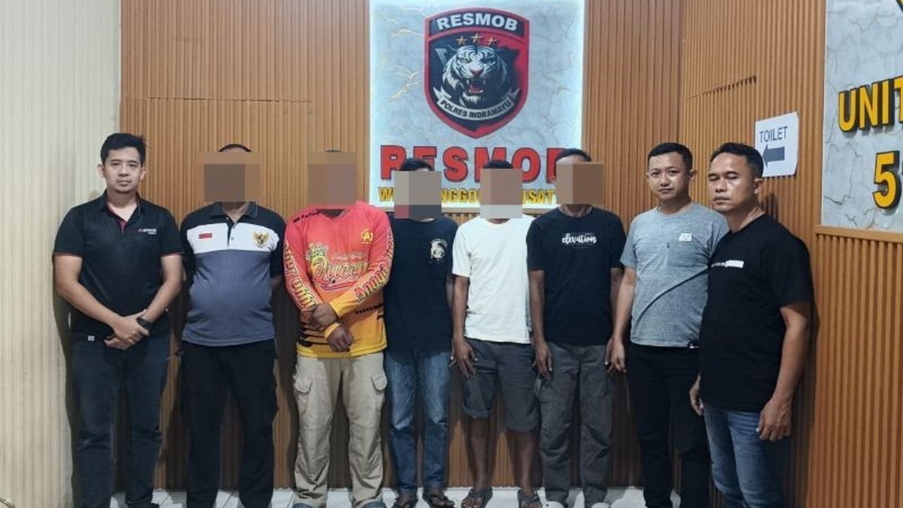 Polres Indramayu berhasil mengamankan lima terduga pelaku pengeroyokan dokter B di Anjatan. Insiden **pengeroyokan dokter Indramayu** ini dipicu dugaan kerusakan mobil korban.