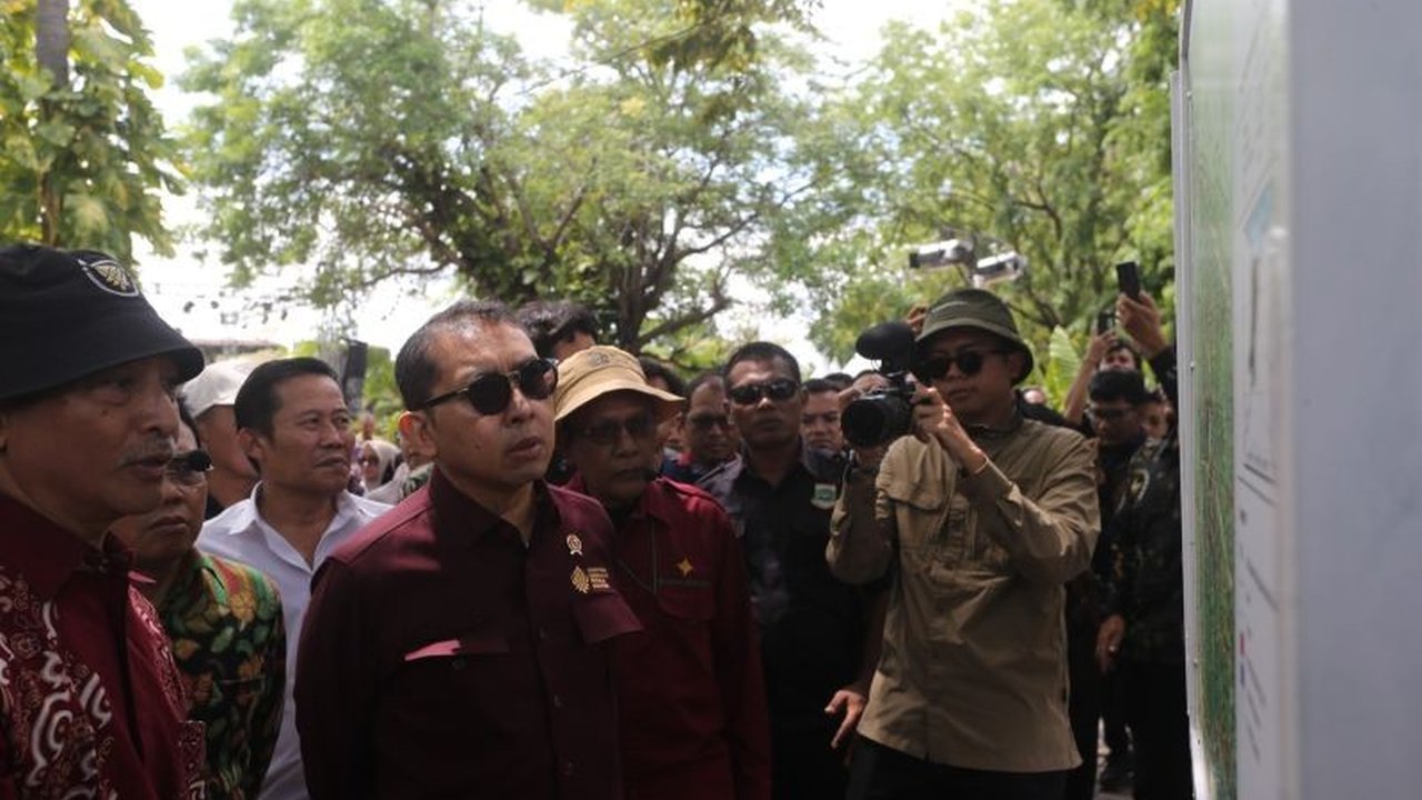 Menteri Kebudayaan Fadli Zon menegaskan peresmian Monumen de Houtman justru membuktikan Peradaban Banten telah maju pesat sebelum kedatangan bangsa Eropa, menandai pusat niaga internasional.