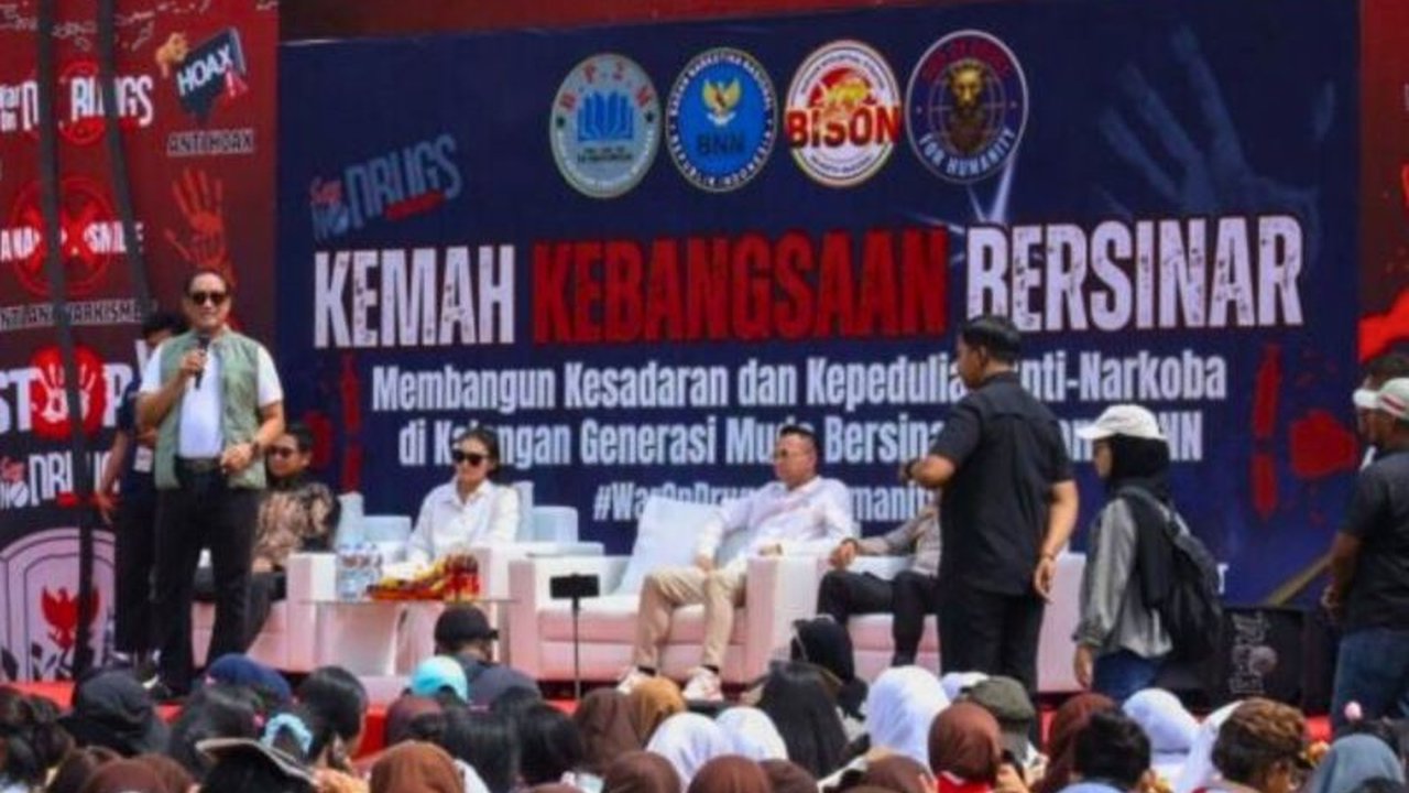 Kepala BNN mengingatkan peredaran narkoba semakin beragam, kini dalam bentuk permen dan vape, mengancam pelajar. Kenali bahayanya dan lindungi generasi muda!