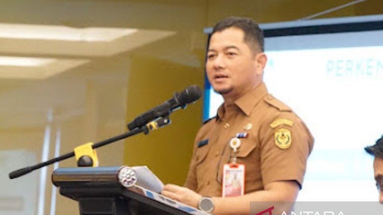 Pemerintah Kota Banjarmasin serius mendampingi IKM Banjarmasin agar terverifikasi Sistem Informasi Industri Nasional (SIINas), mengatasi kendala perizinan yang menghambat legalitas usaha.