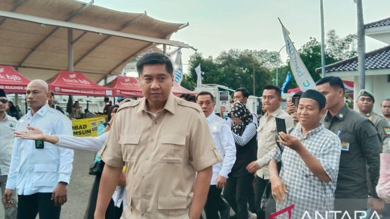 Menteri Perumahan Maruarar Sirait mendesak pemutihan BI Checking bagi masyarakat yang ingin mengikuti program perumahan subsidi, membuka asa ribuan keluarga tak punya rumah.