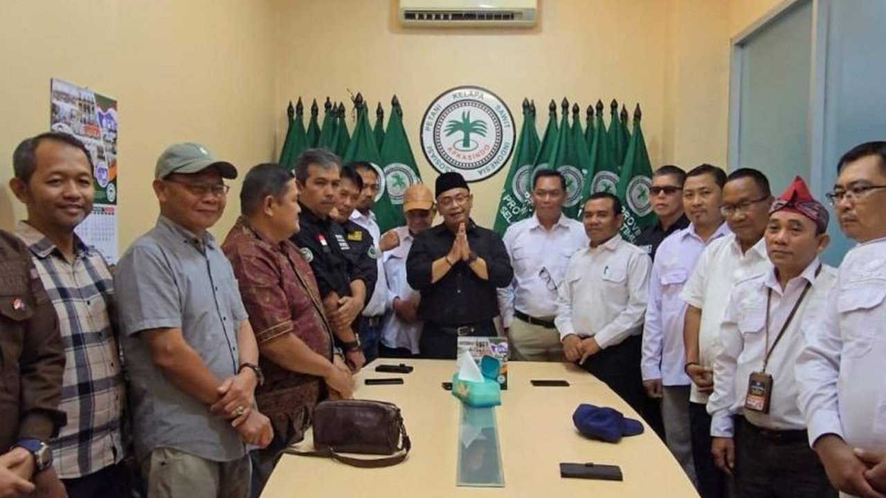 Memperingati 25 tahun berdirinya, Apkasindo menyuarakan harapan besar agar Presiden Prabowo Subianto segera menuntaskan regulasi yang menghambat kesejahteraan petani sawit.