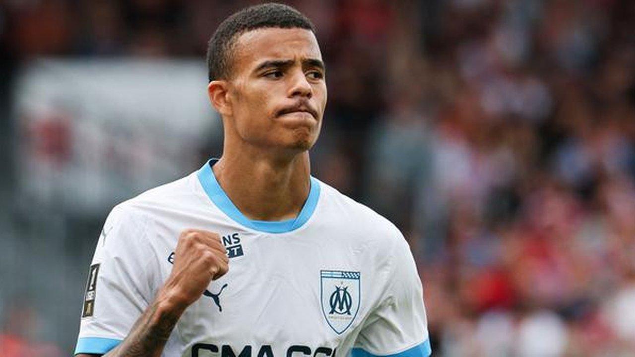 Didatangkan dari Manchester United, Mason Greenwood langsung mencetak dua gol (3' dan 31') dalam laga debutnya saat membawa timnya Olympique Marseille menang 5-1 atas tuan rumah Stade Brestoi