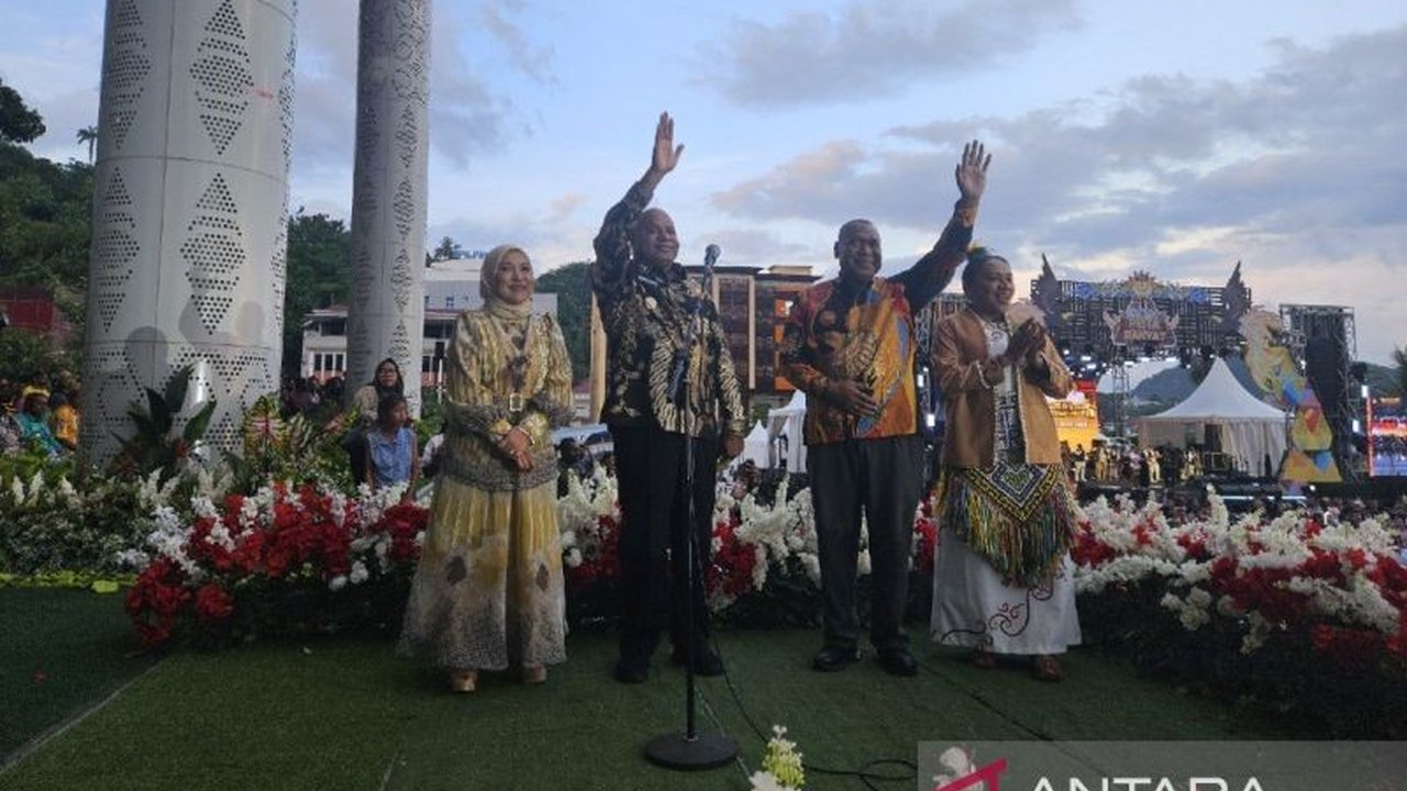 Sebanyak 250 titik baru Layanan Internet Papua berbasis satelit mulai beroperasi di daerah 3T, mempercepat pemerataan akses digital dan transformasi Papua Baru.