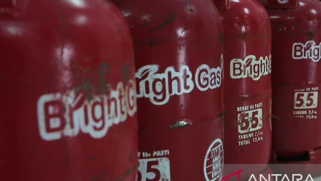 Pemerintah Provinsi NTB serius mendorong Aparatur Sipil Negara (ASN) beralih ke Elpiji Non Subsidi 5,5 kg. Langkah ini untuk memastikan subsidi tepat sasaran dan ASN menjadi contoh, membuat pembaca penasaran akan detailnya.