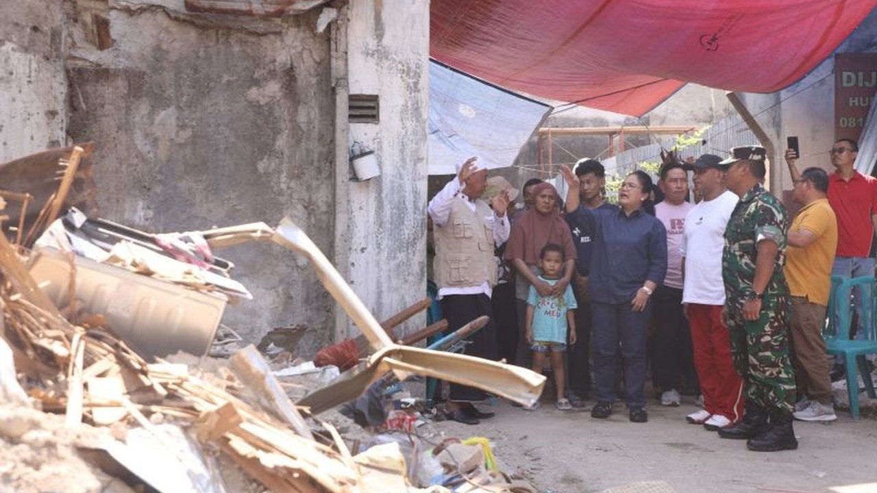 Tragedi rumah roboh di Semarang menewaskan seorang ibu, namun Pemkot Semarang bergerak cepat memastikan **jaminan pendidikan anak korban rumah roboh** dan kebutuhan dasar lainnya terpenuhi. Simak langkah konkretnya!