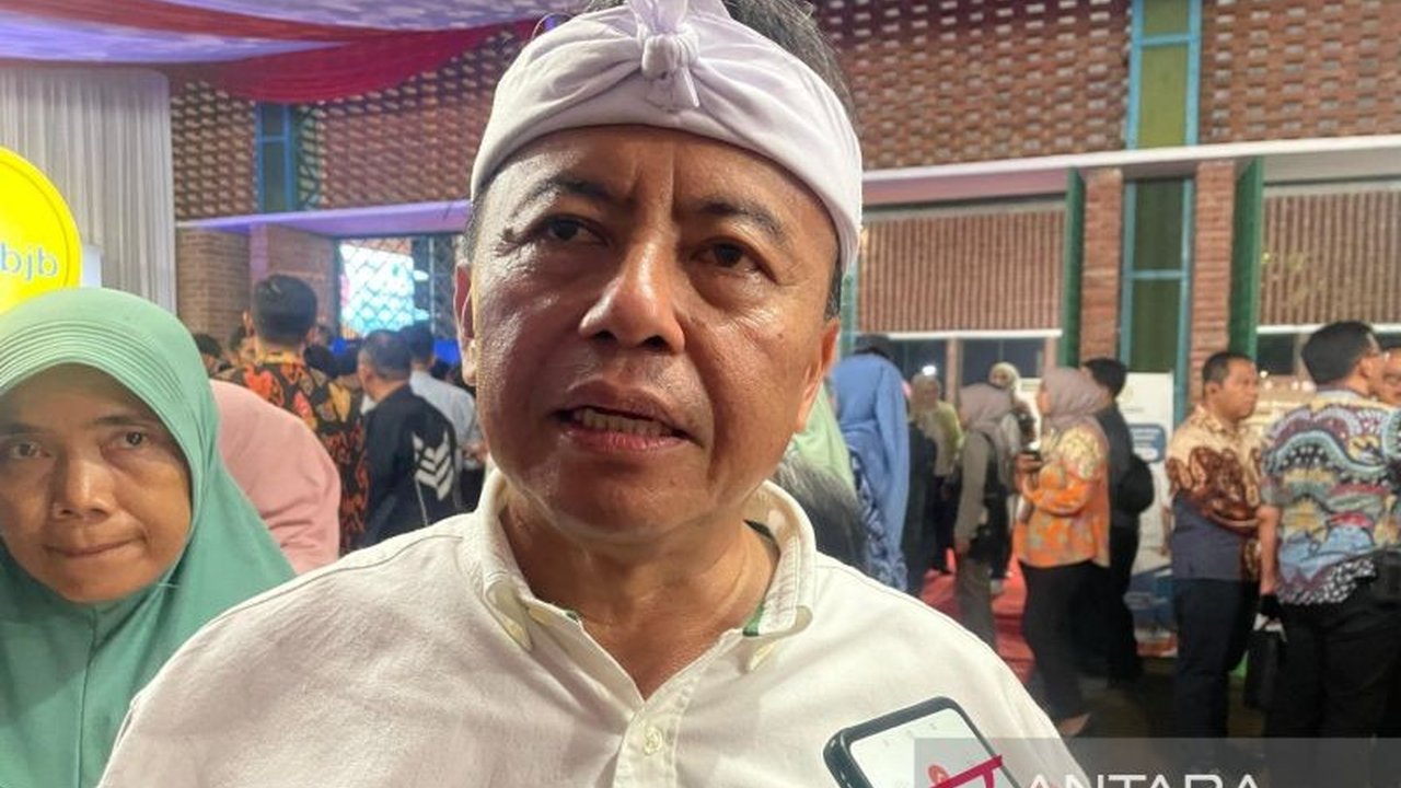 Pemprov Jabar gencar manfaatkan Program BSPS dari pusat untuk rehabilitasi ribuan rumah tidak layak huni. Simak bagaimana program ini mengubah wajah permukiman!
