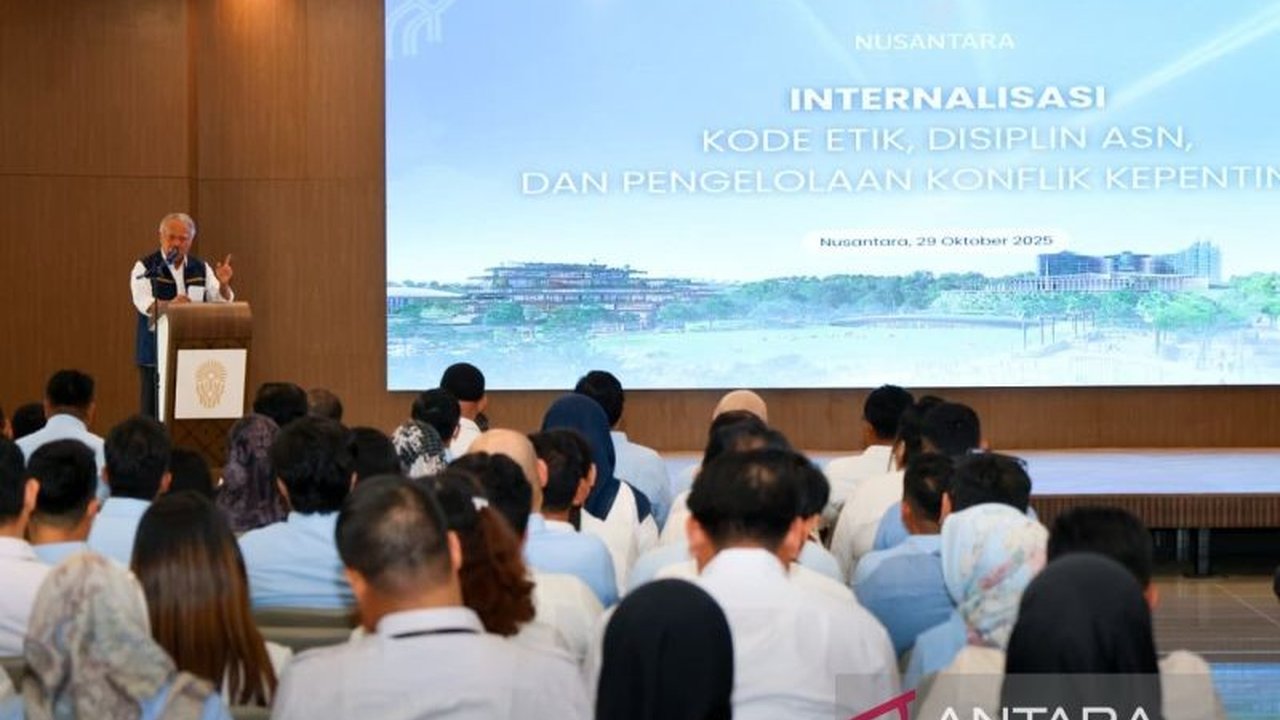 Otorita IKN berkomitmen membentuk Aparatur Otorita IKN yang beretika dan berintegritas sebagai pelayan publik, menjadi teladan birokrasi nasional untuk kota peradaban masa depan.