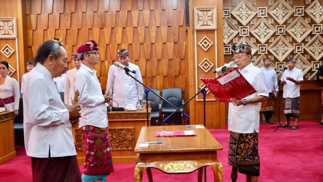 Gubernur Bali Wayan Koster menugaskan Kepala Dishub Bali yang baru, I Kadek Mudarta, untuk merancang skema komprehensif Penertiban Transportasi Bali yang tegas dan efektif.