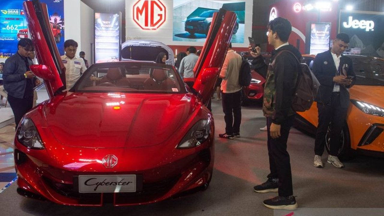 Pasar otomotif global dihadapkan pada dinamika VUCA yang menuntut adaptasi cepat. Pelajari mengapa brand besar bisa runtuh dan bagaimana industri harus bertransformasi.