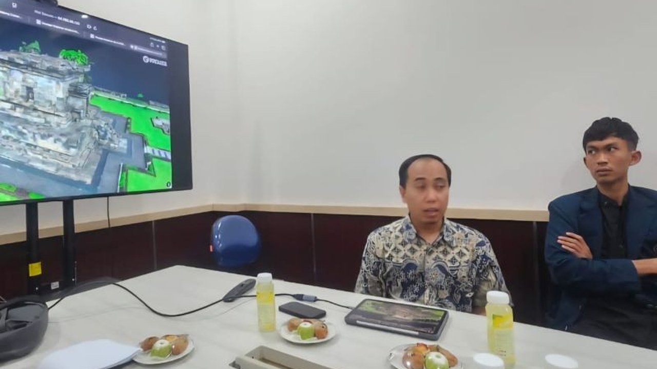 Universitas Brawijaya (UB) serius mengoptimalkan IPTEK budaya untuk melestarikan warisan bangsa, termasuk digitalisasi candi dan pengembangan motif batik baru. Bagaimana UB melakukannya?