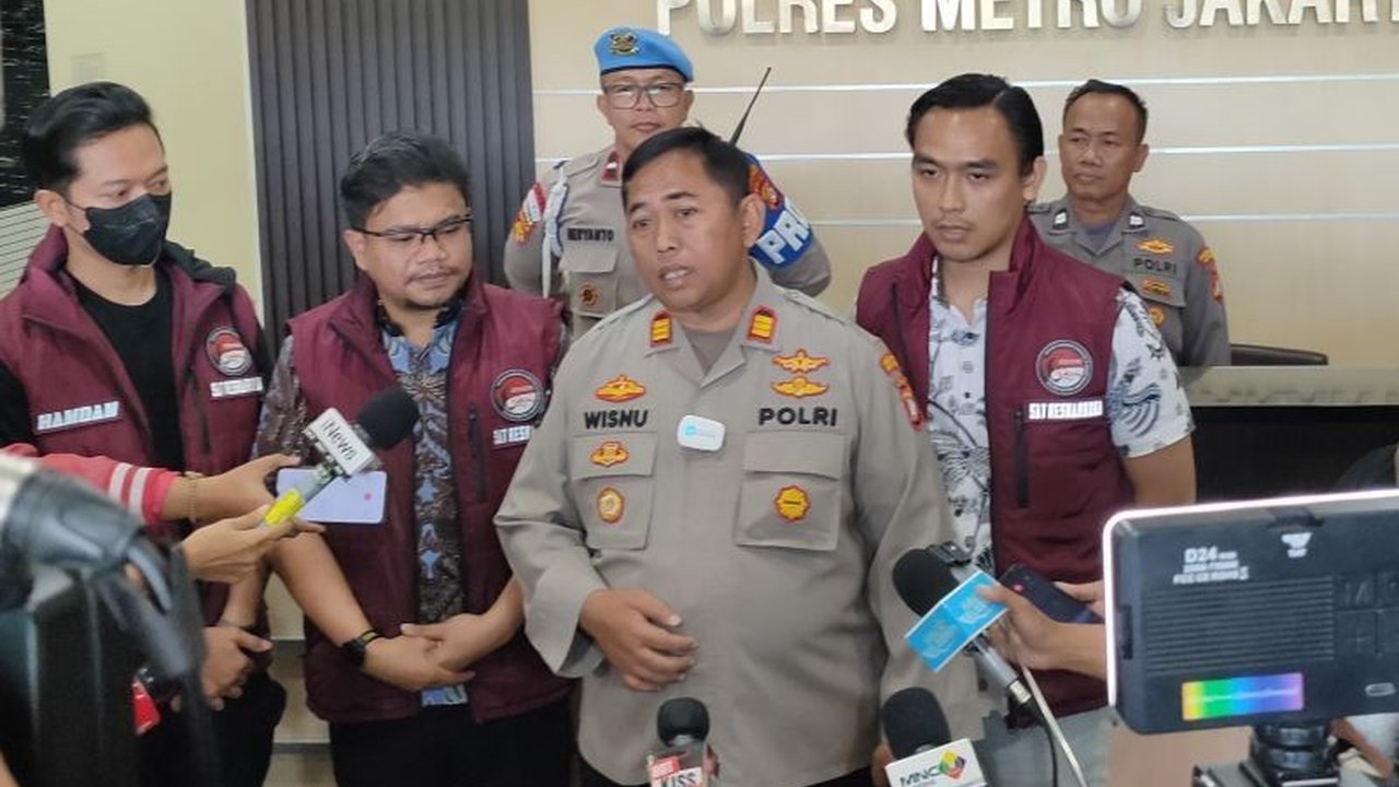 Artis Leonardo Arya atau Onad positif mengonsumsi ganja dan ekstasi, menambah daftar panjang kasus Onad Narkoba. Simak detail penangkapan dan hasil tes urinenya!