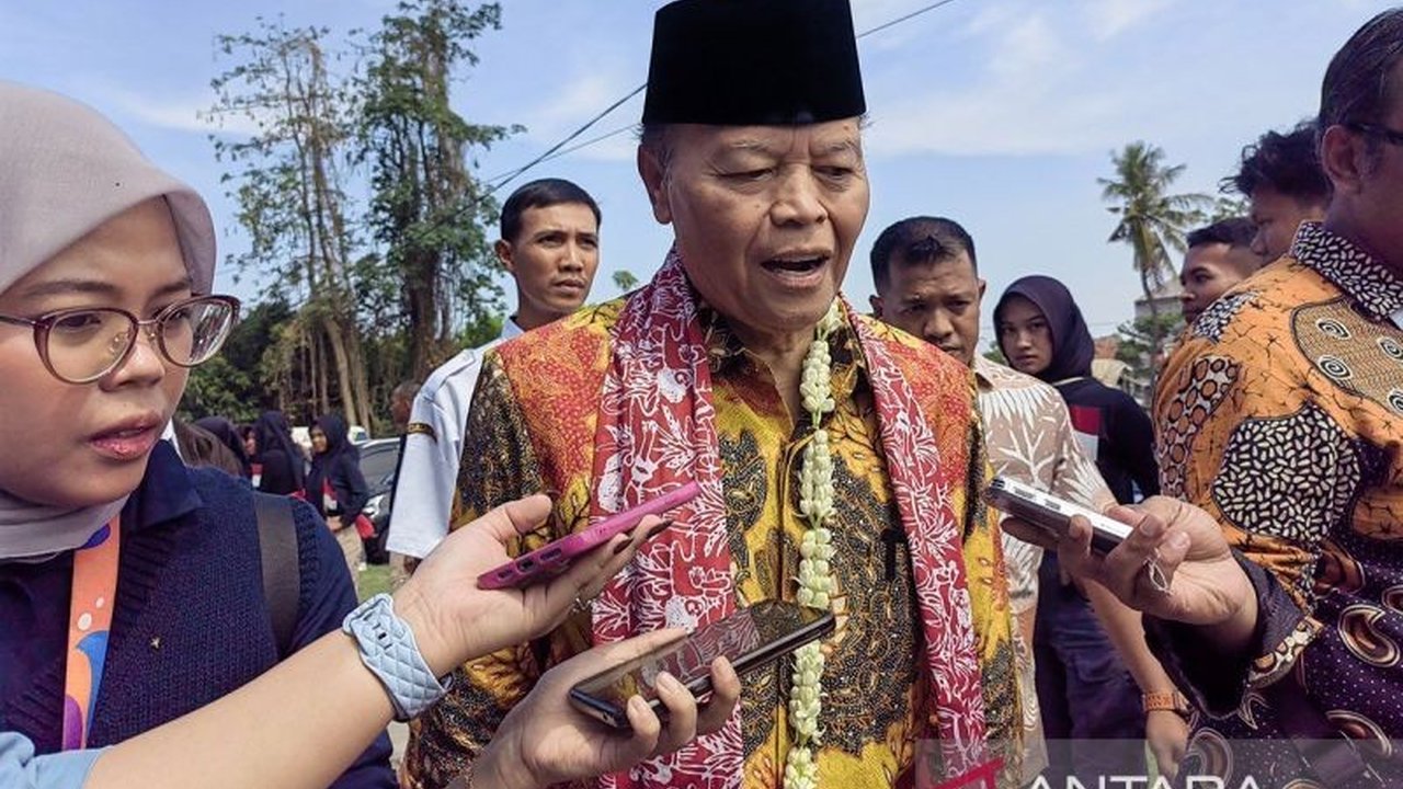 Anggota DPR RI mengapresiasi langkah Kemenag fokus pada peningkatan Kesejahteraan Guru Kemenag, termasuk kenaikan insentif dan kuota PPG yang melonjak drastis.