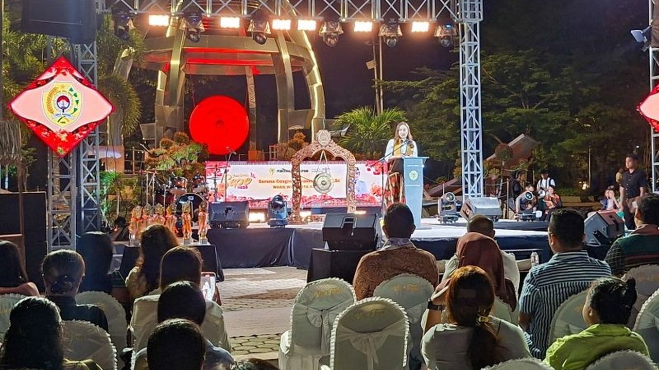 Festival Sepe 2025 siap digelar di Kupang, mempromosikan bunga flamboyan 'sepe' sebagai ikon wisata dan budaya. Acara ini diharapkan menarik wisatawan dan menggerakkan ekonomi kreatif lokal.