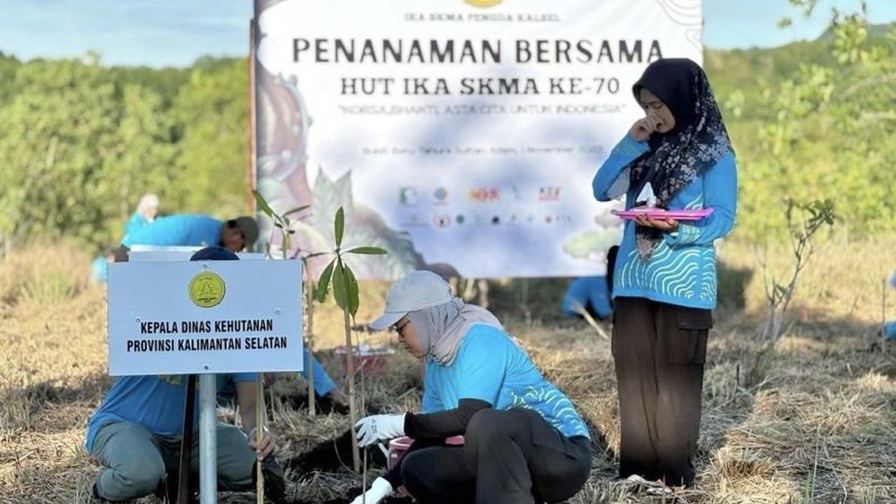 Dinas Kehutanan (Dishut) Kalsel berkolaborasi dengan Ikatan Alumni SKMA Kalsel menggencarkan **Rehabilitasi Hutan Kalsel** di momen HUT ke-70 Ika SKMA. Simak detail aksi pelestarian alam ini!