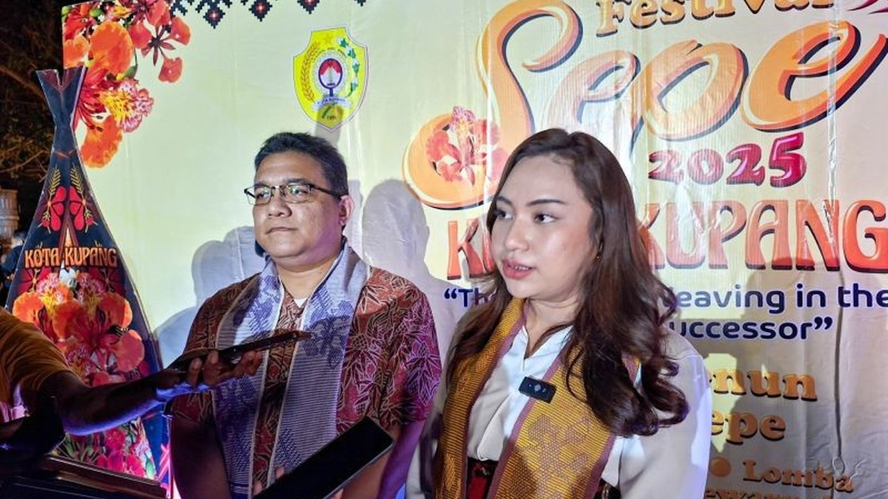 Pemkot Kupang dan PT Taspen berkolaborasi melalui Program Saboak Kupang untuk mengembangkan ekonomi inklusif dan kreatif, didukung 20 booth UMKM. Simak dampaknya!