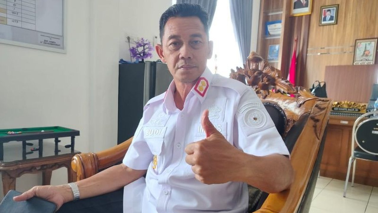 Lapas Kelas II B Lubuk Basung merehabilitasi 83 warga binaan kasus narkotika melalui kerja sama dengan BNN Sumbar. Upaya rehabilitasi narkotika ini diharapkan membebaskan mereka dari ketergantungan.