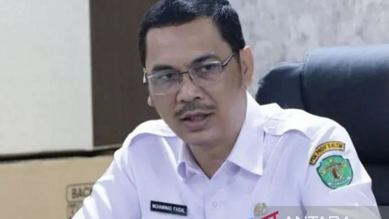 Pemerintah Provinsi Kalimantan Timur memastikan Dana Gratispol pendidikan yang sempat tertunda akan cair pada pekan pertama November 2025, meredakan kekhawatiran ribuan mahasiswa.