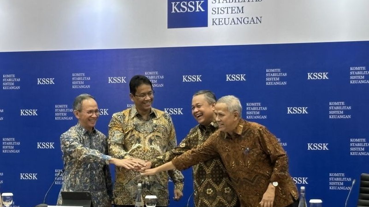 LPS mendesak perbankan menurunkan suku bunga simpanan, menyusul TBP yang terus turun. Ini penting untuk stabilitas keuangan dan inklusi, meski porsi nasabah dengan suku bunga di atas TBP justru meningkat.