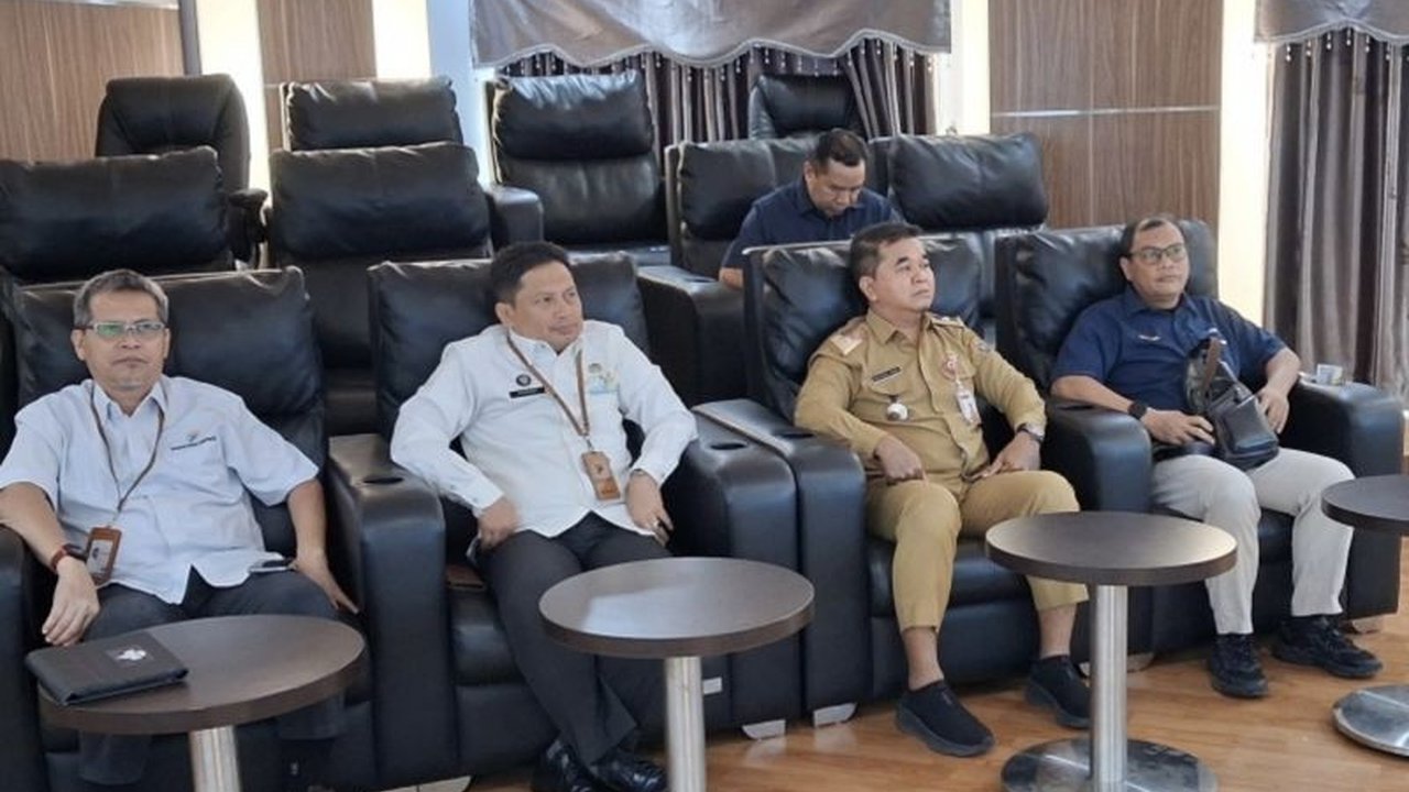 Meskipun Inflasi Kalsel melonjak tajam pada Oktober 2023 akibat kenaikan harga emas global, Pemerintah Provinsi Kalsel memastikan harga beras tetap stabil. Apa langkah selanjutnya?