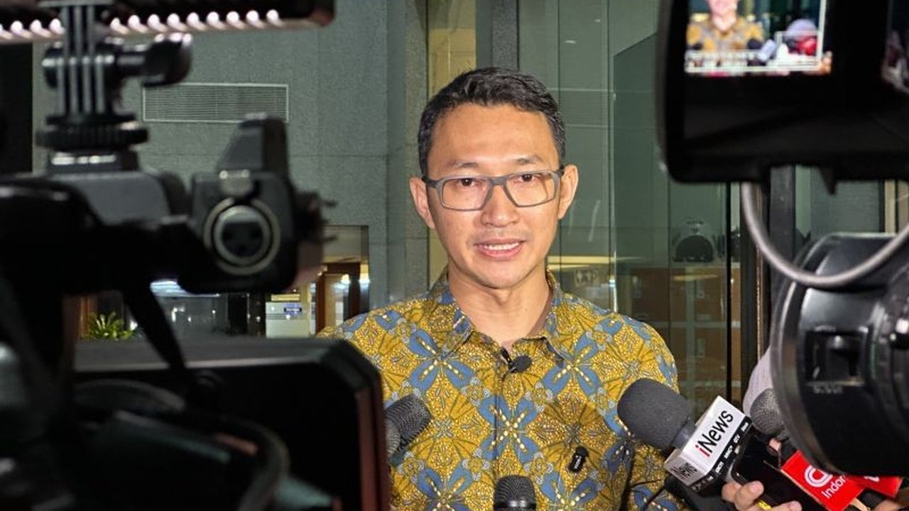 KPK menyatakan keprihatinan atas terjeratnya Abdul Wahid, yang menjadi Gubernur Riau ke-4 dalam kasus dugaan korupsi, menyoroti pola Korupsi Gubernur Riau yang terus berulang dan mendesak pembenahan tata kelola.