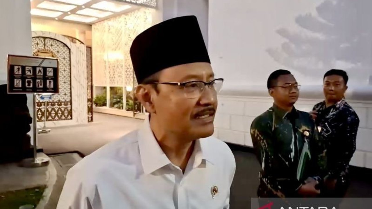 Menteri Sosial Saifullah Yusuf mengusulkan perluasan program Makan Bergizi Gratis (MBG) kepada lansia dan difabel, yang diharapkan terealisasi 2026. Akankah usulan ini disetujui Presiden?