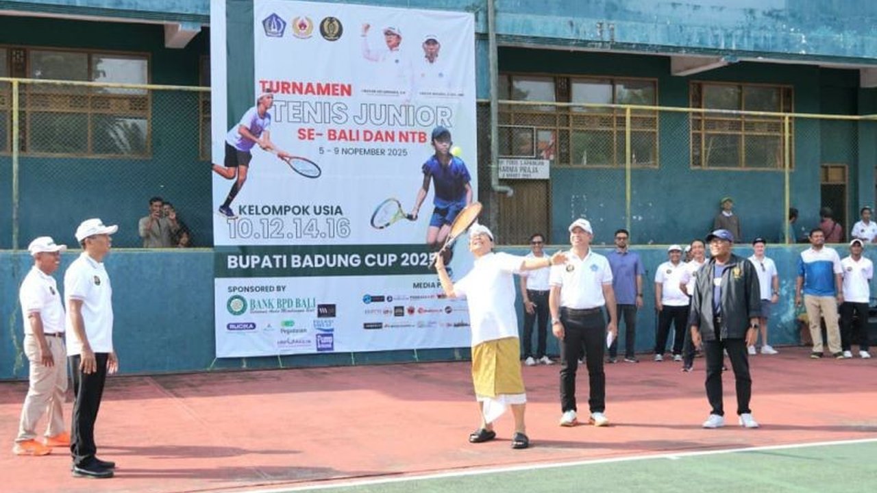 Turnamen Tenis Junior Terbuka Bupati Badung Cup 2025 digelar untuk pertama kalinya, bertujuan menjaring atlet muda potensial dari Bali dan NTB. Siapa saja yang akan bersinar?