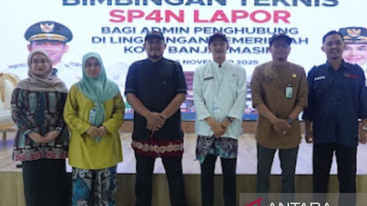 Pemerintah Kota Banjarmasin terus berinovasi meningkatkan pelayanan publik dengan menyiapkan admin unggul untuk mengelola aduan warga, memastikan respons cepat dan efektif.