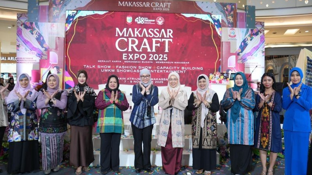 Makassar Craft Expo 2025 sukses menampilkan 17 UMKM dan perajin lokal dengan produk kriya unggulan, merayakan HUT ke-418 Kota Makassar sekaligus dorong ekonomi kreatif.