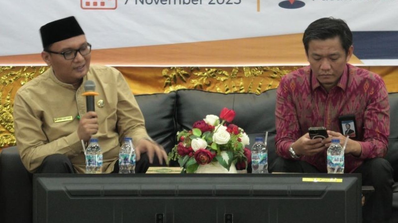 Pemerintah Kabupaten Pasaman Barat telah sukses menggelar 66 kali Gerakan Pangan Murah untuk menstabilkan harga komoditas strategis, sebuah upaya krusial dalam menjaga daya beli masyarakat.