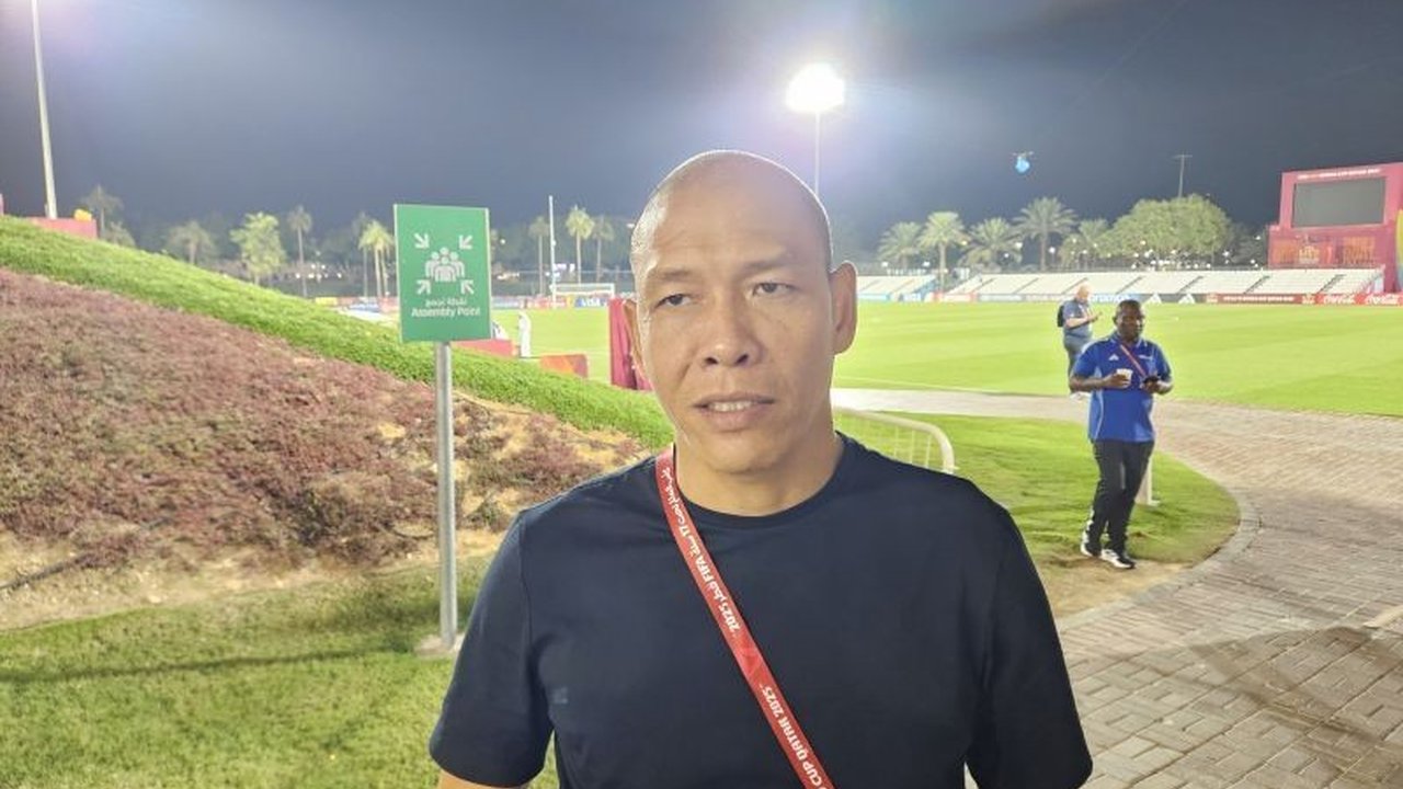 Pelatih Timnas U17, Nova Arianto, menyoroti **kelemahan dasar permainan individu Timnas U17** usai kekalahan telak dari Brasil, menjadi catatan penting untuk perbaikan sepak bola Indonesia.