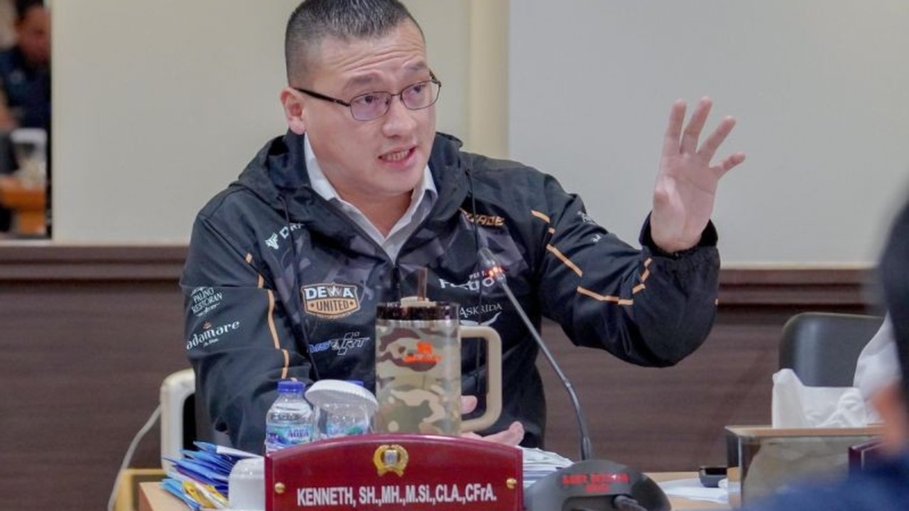 Anggota DPRD DKI Jakarta Hardiyanto Kenneth memuji respon sigap Pemprov DKI dalam penanganan ledakan SMA 72, termasuk dukungan bagi korban dan langkah pencegahan insiden serupa.